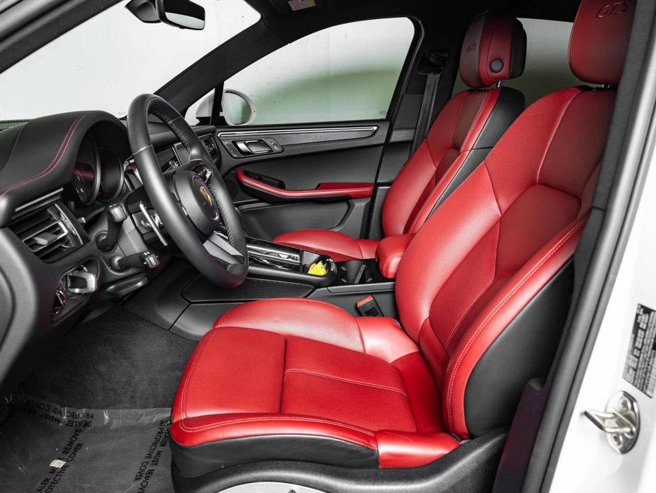 2023 Porsche Macan GTS - Image 5 of 5