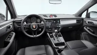 2023 Porsche Macan - Image 29 of 30