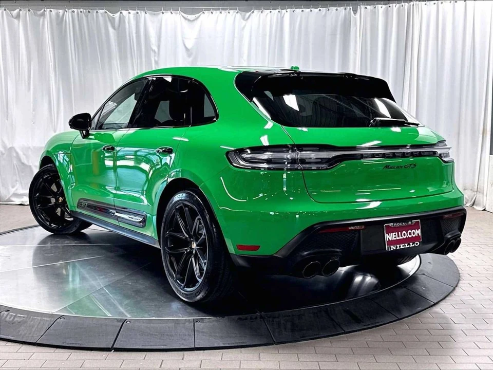 2023 Porsche Macan GTS - Image 3 of 5