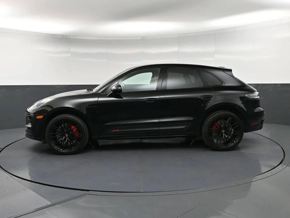2023 Porsche Macan GTS - Image 2 of 5