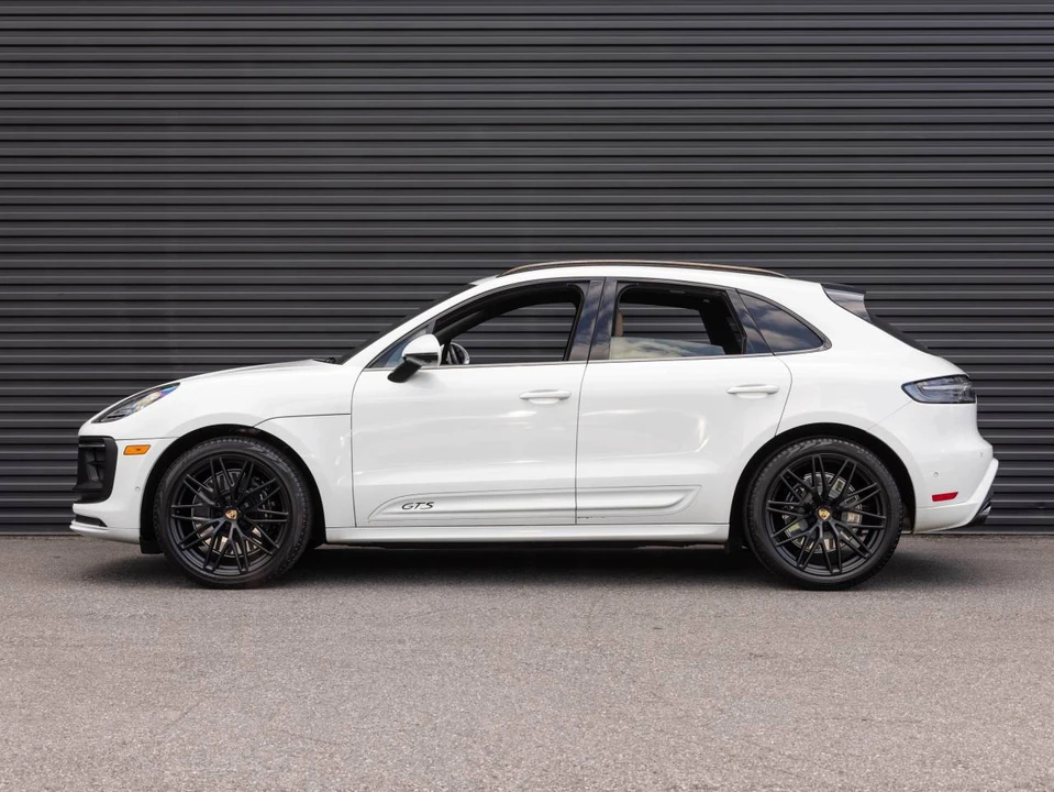 2023 Porsche Macan GTS - Image 2 of 5