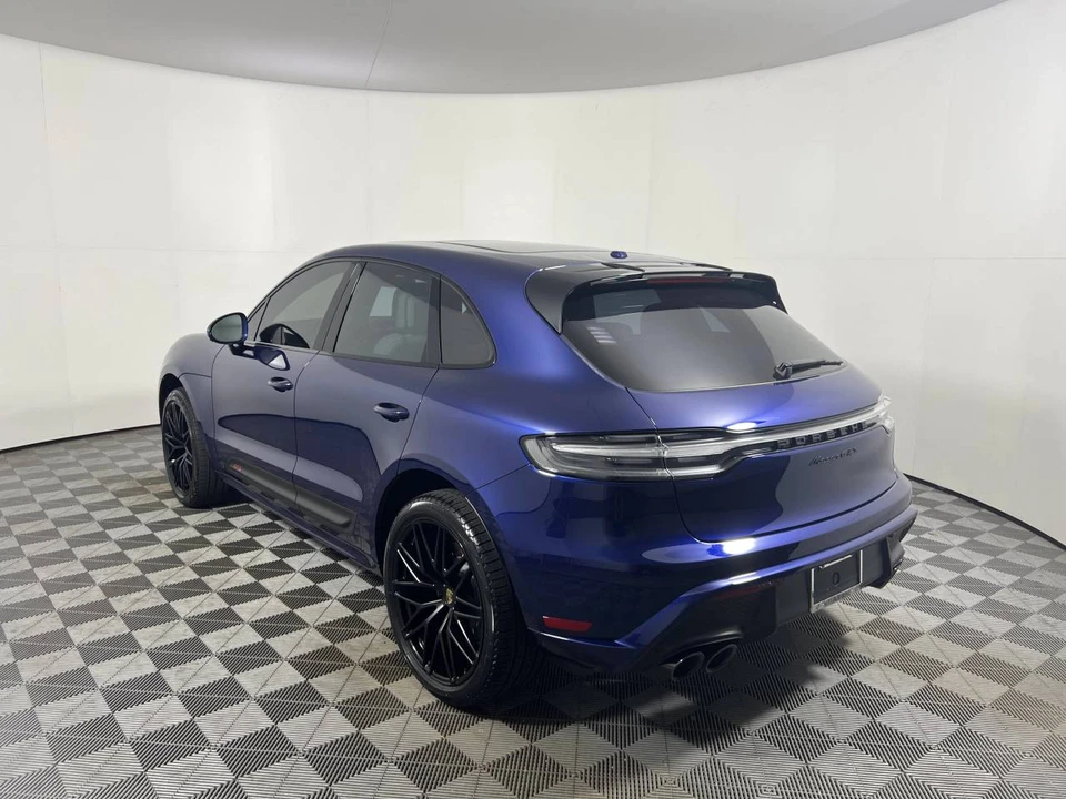 2023 Porsche Macan GTS - Image 3 of 5