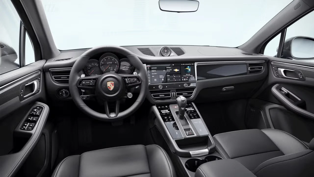 2023 Porsche Macan GTS - Image 28 of 31