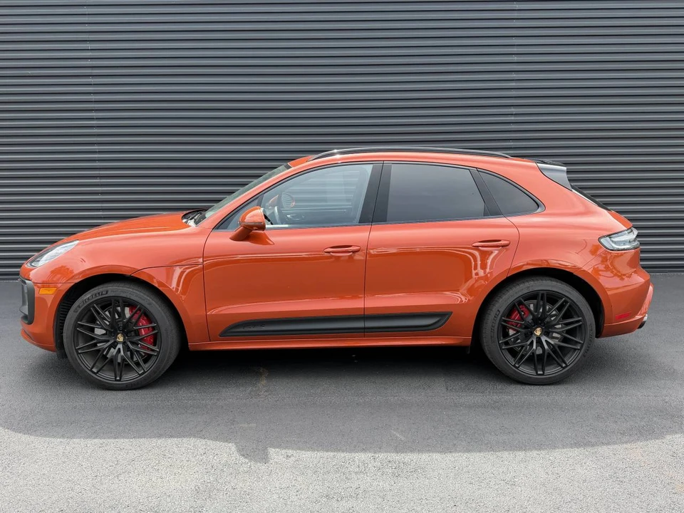 2023 Porsche Macan GTS - Image 2 of 5