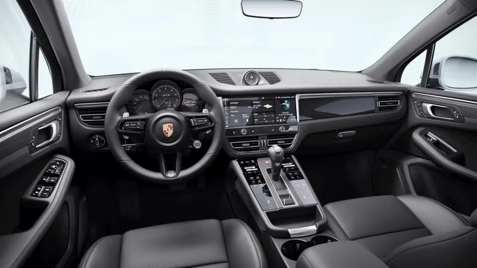 2023 Porsche Macan GTS - Image 28 of 31