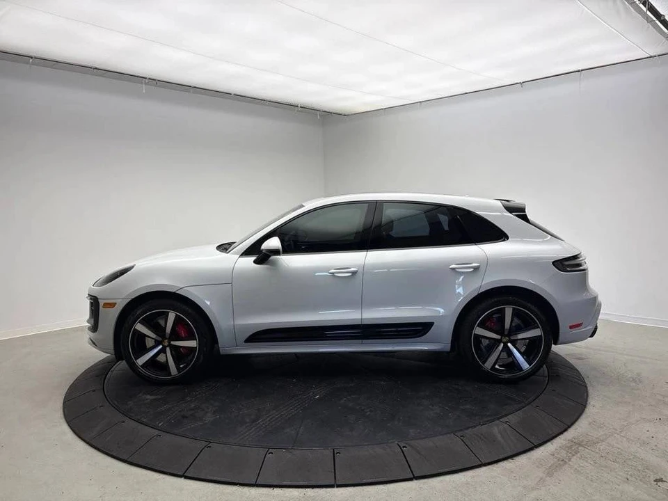 2023 Porsche Macan GTS - Image 2 of 5