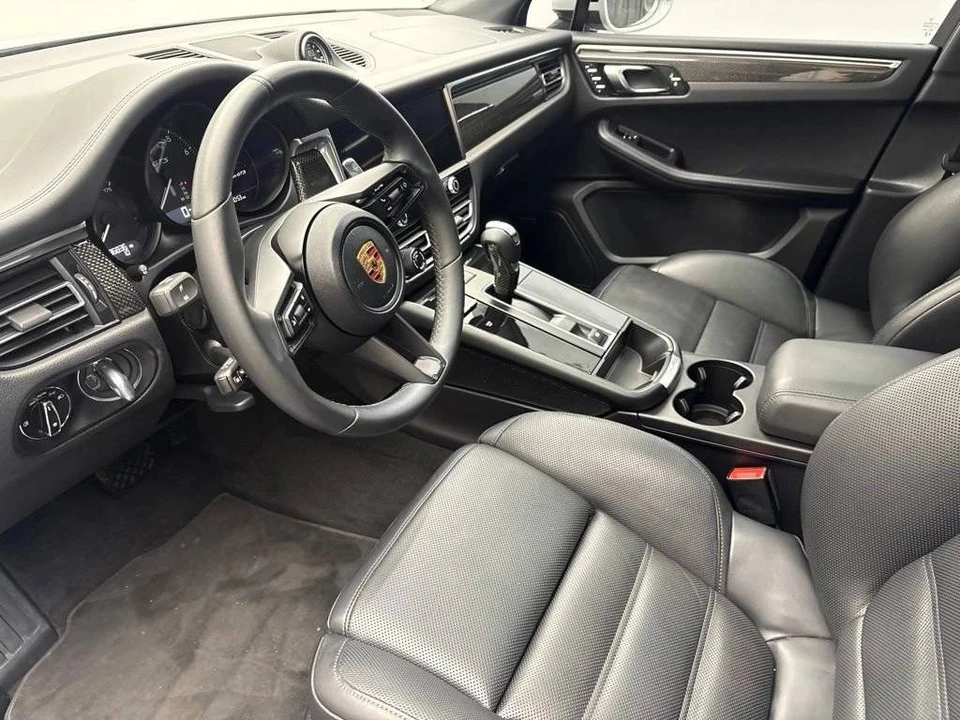 2023 Porsche Macan GTS - Image 5 of 5