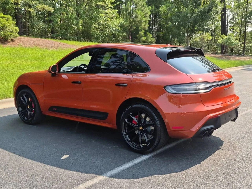 2023 Porsche Macan GTS - Image 3 of 5