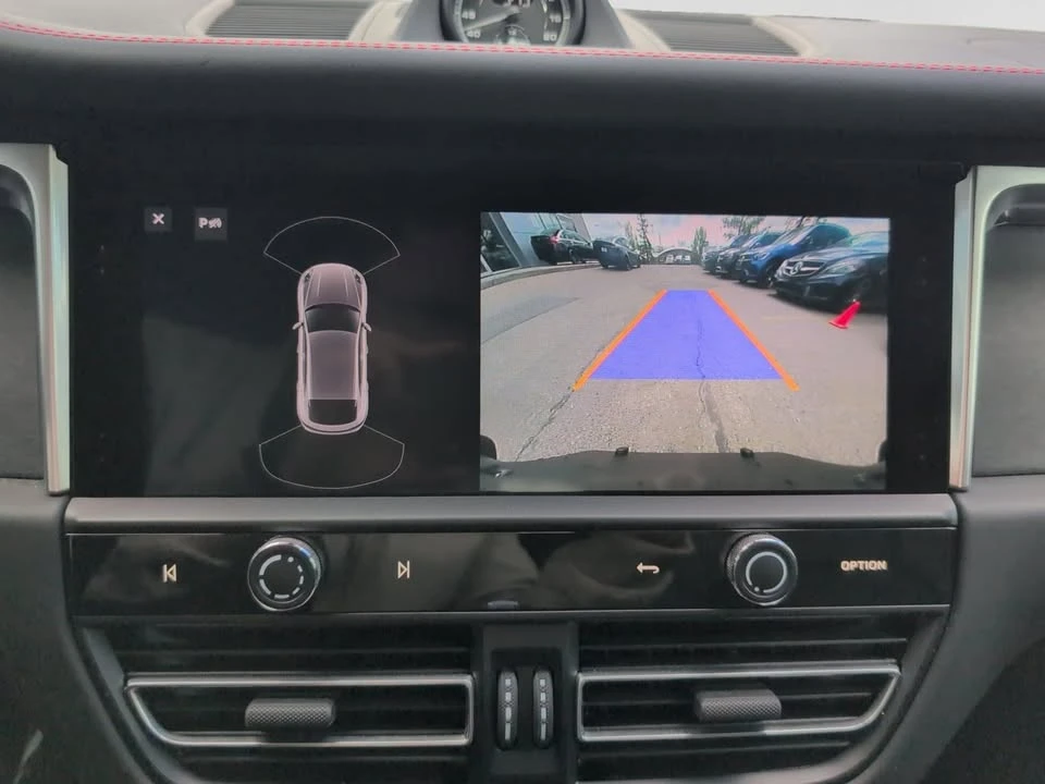 2023 Porsche Macan GTS - Image 14 of 20