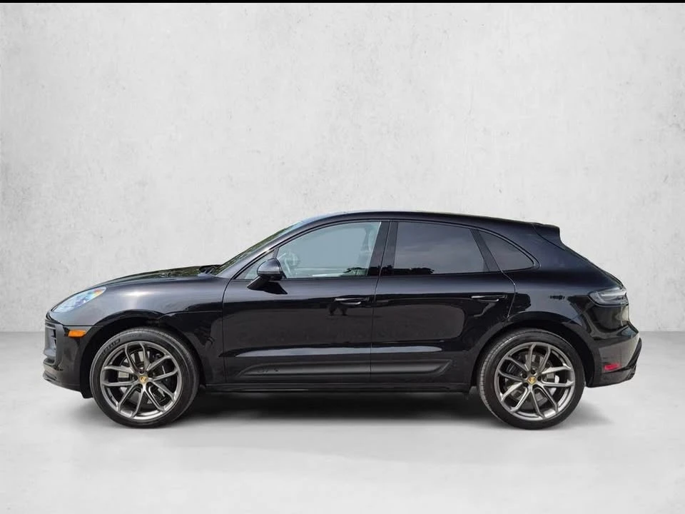 2023 Porsche Macan GTS - Image 9 of 18