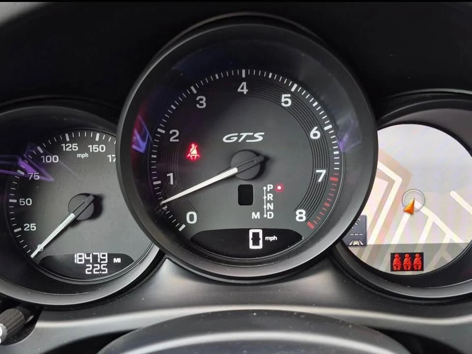 2023 Porsche Macan GTS - Image 11 of 18