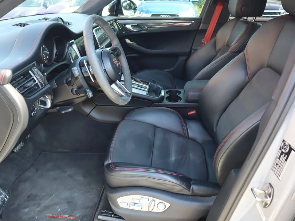 2023 Porsche Macan GTS - Image 10 of 20