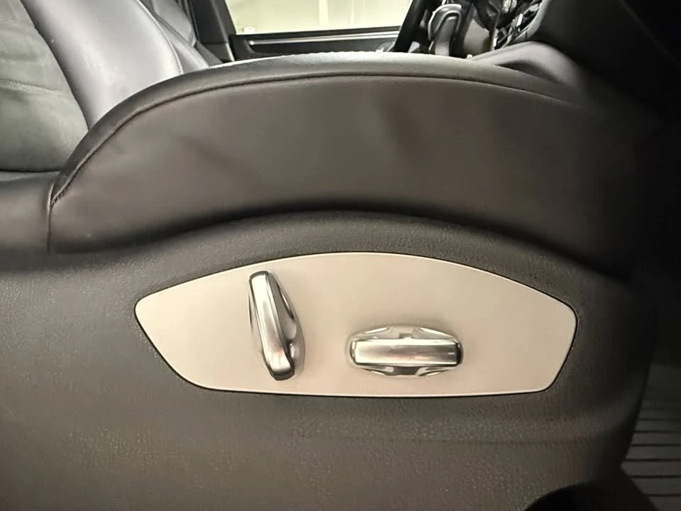 2023 Porsche Macan GTS - Image 16 of 20