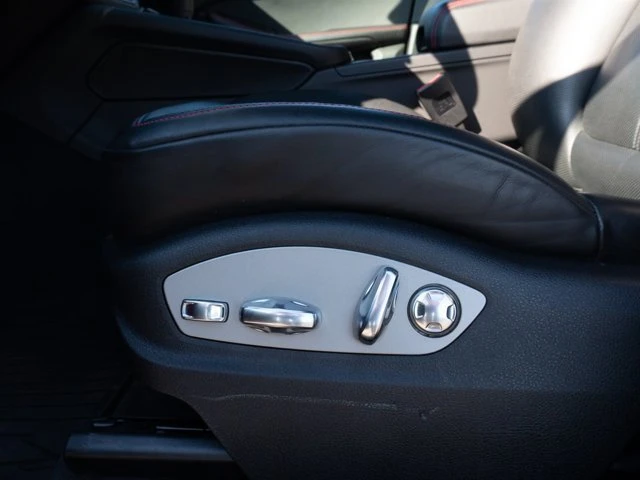 2023 Porsche Macan GTS - Image 12 of 17