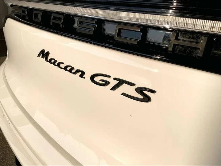 2023 Porsche Macan GTS - Image 15 of 20