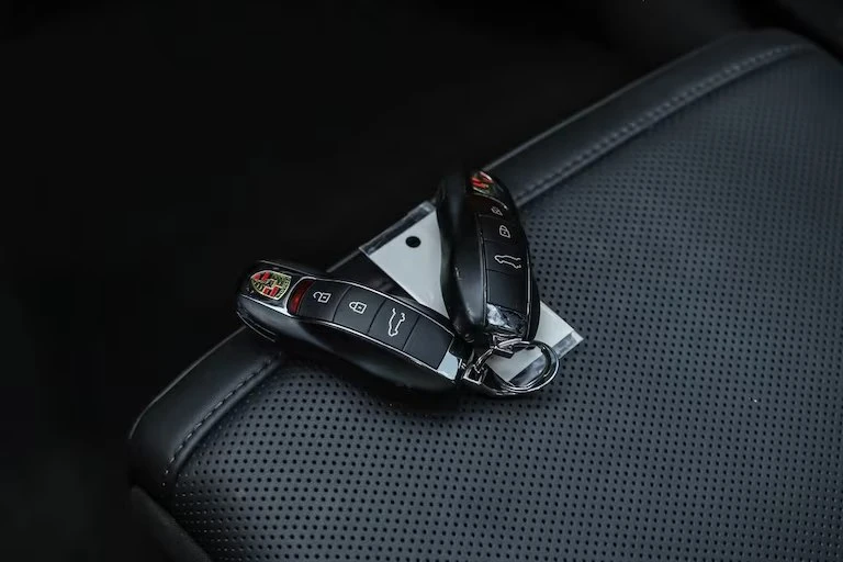 2023 Porsche Macan GTS - Image 18 of 18