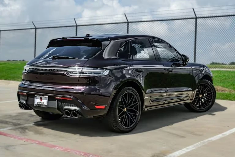 2023 Porsche Macan GTS - Image 4 of 18