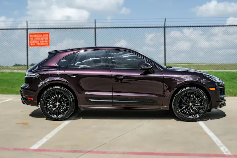 2023 Porsche Macan GTS - Image 3 of 18