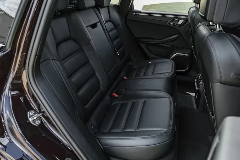 2023 Porsche Macan GTS - Image 14 of 18