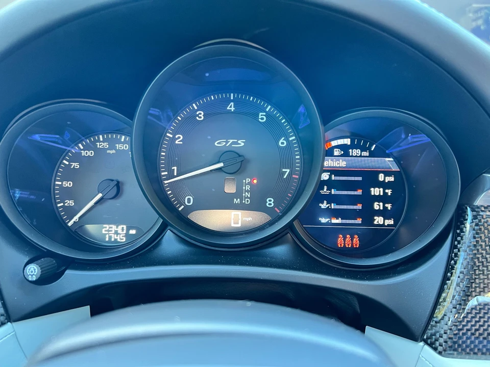 2023 Porsche Macan GTS - Image 8 of 16
