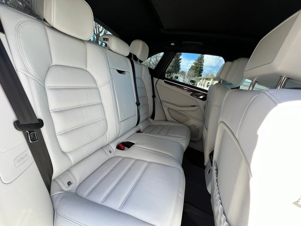 2023 Porsche Macan GTS - Image 7 of 16