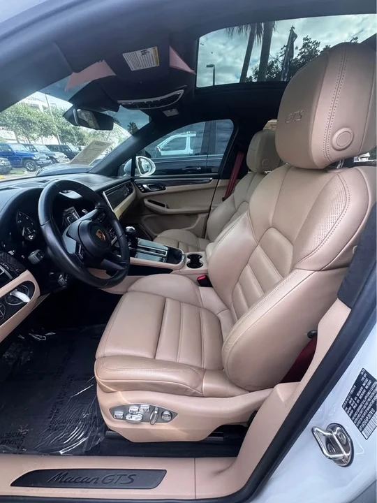 2023 Porsche Macan GTS - Image 7 of 9