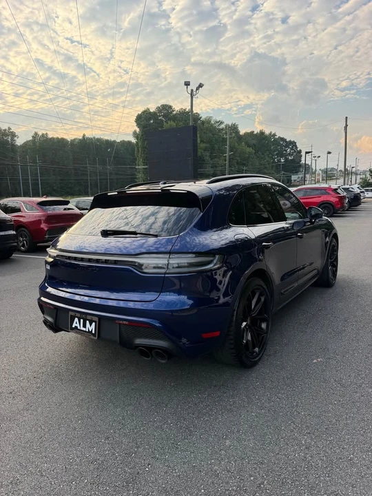 2023 Porsche Macan GTS - Image 5 of 7