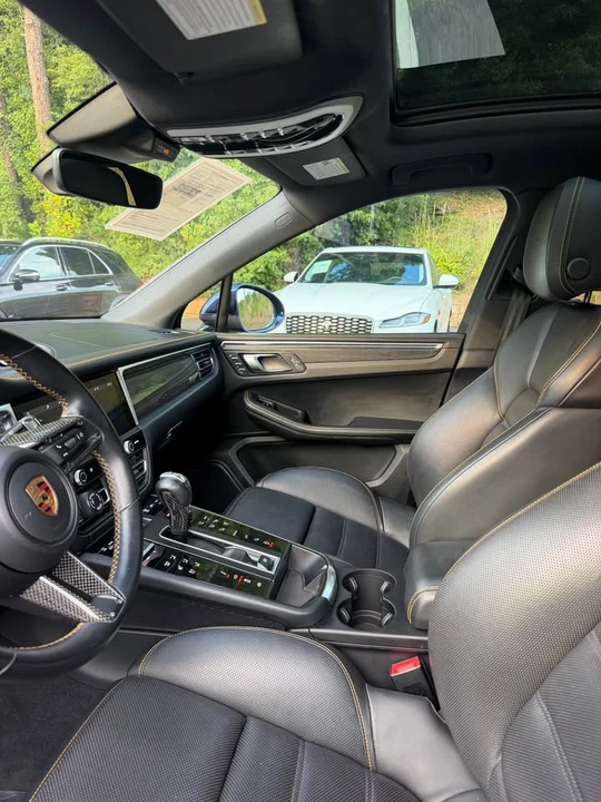 2023 Porsche Macan GTS - Image 6 of 7