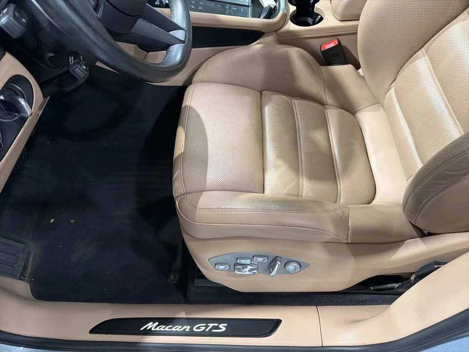 2023 Porsche Macan GTS - Image 15 of 19