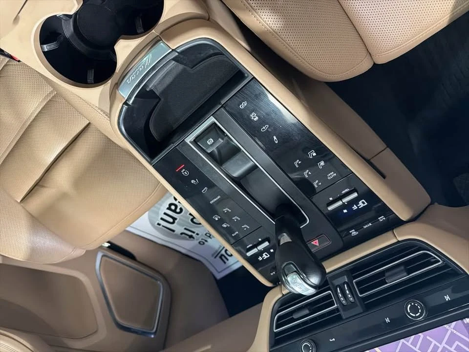 2023 Porsche Macan GTS - Image 19 of 19