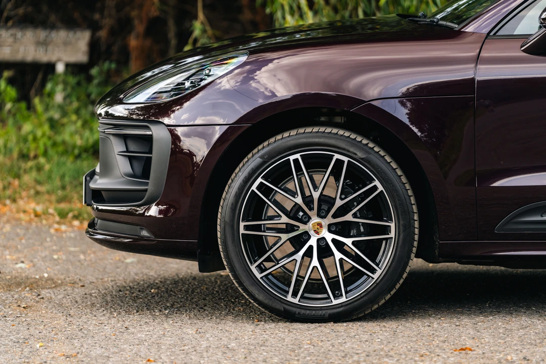 2023 Porsche Macan GTS - Image 30 of 31