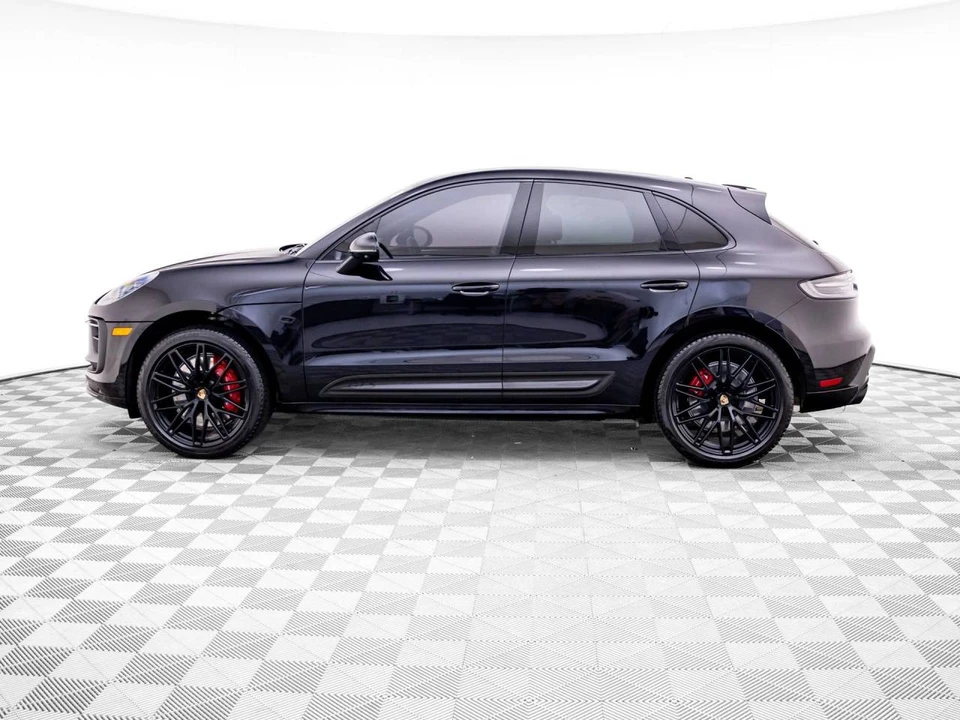 2023 Porsche Macan GTS - Image 2 of 5