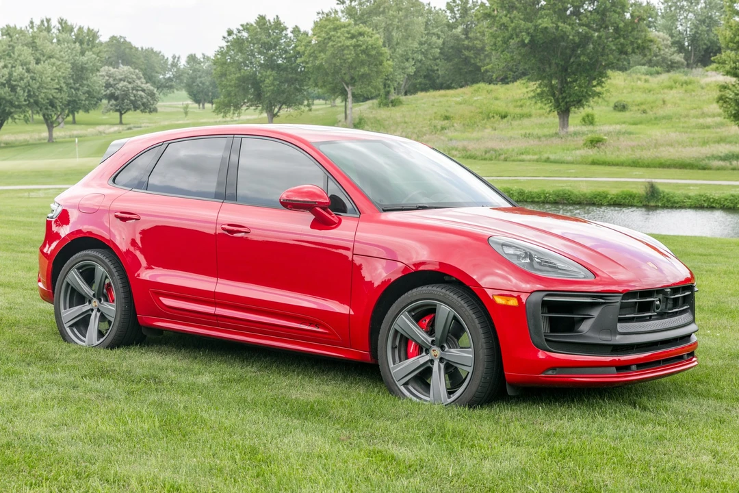 2023 Porsche Macan GTS - Image 6 of 31
