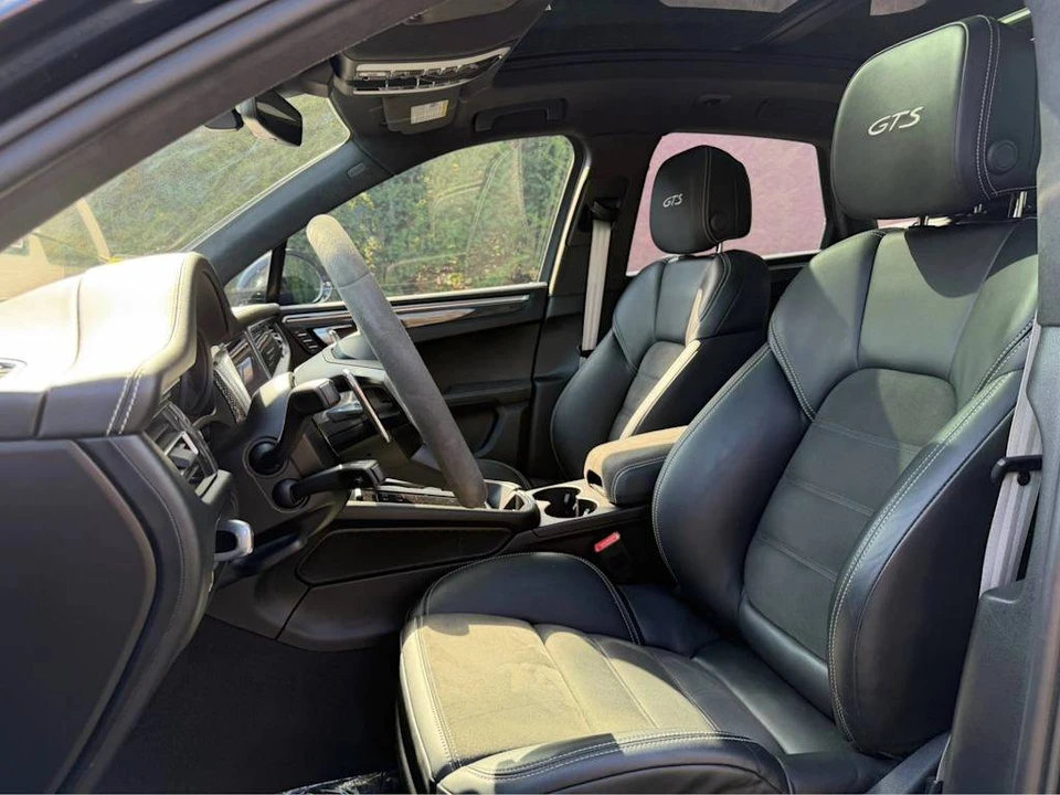 2023 Porsche Macan GTS - Image 5 of 5