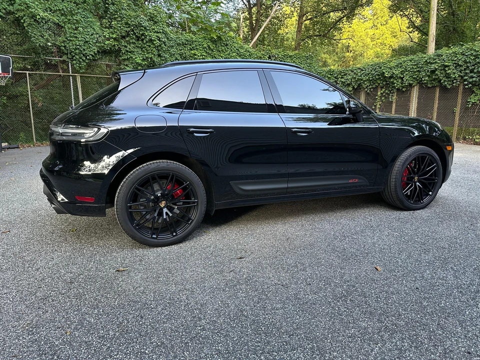 2023 Porsche Macan GTS - Image 17 of 31