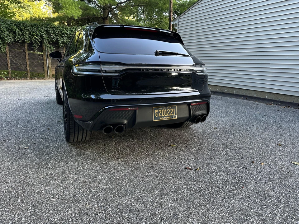 2023 Porsche Macan GTS - Image 14 of 31