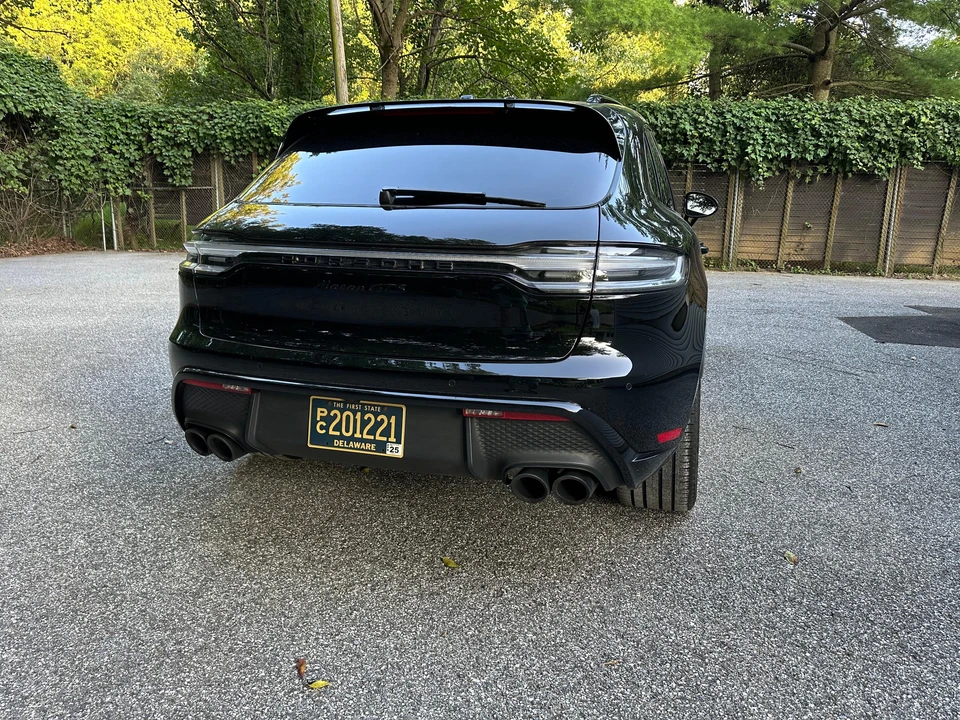 2023 Porsche Macan GTS - Image 15 of 31