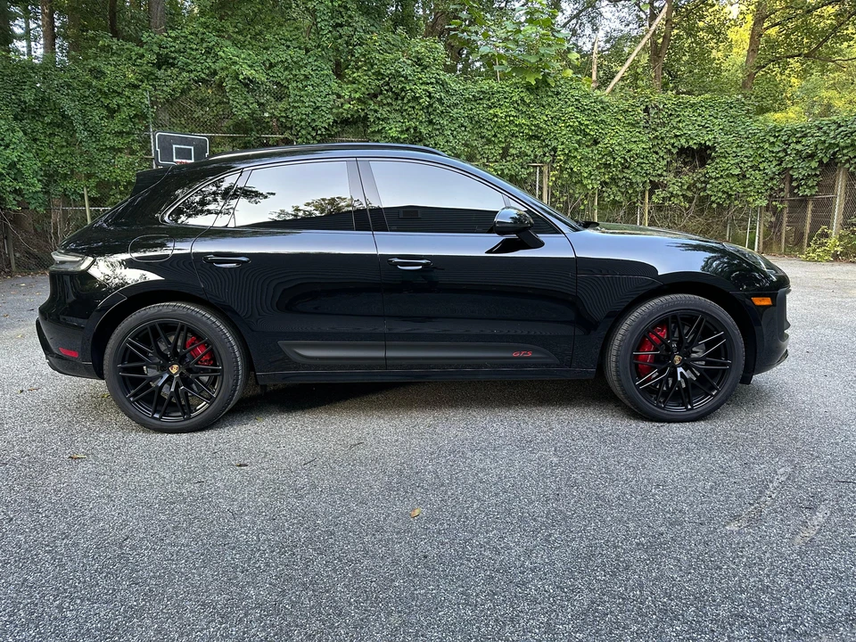 2023 Porsche Macan GTS - Image 18 of 31