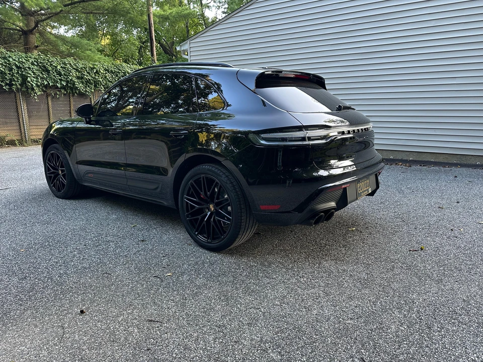 2023 Porsche Macan GTS - Image 12 of 31