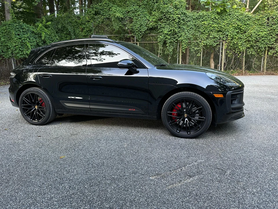 2023 Porsche Macan GTS - Image 19 of 31