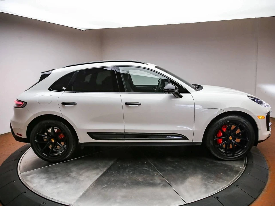 2023 Porsche Macan GTS - Image 5 of 5