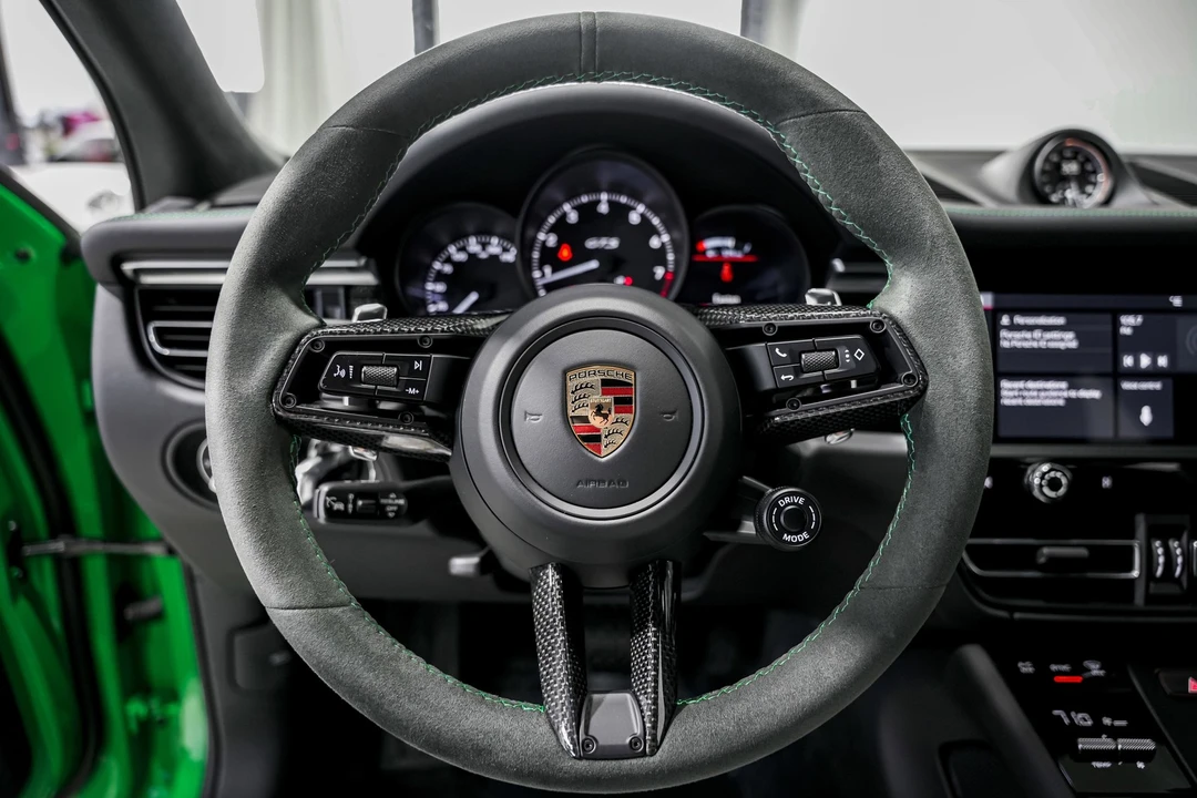 2023 Porsche Macan GTS - Image 10 of 12
