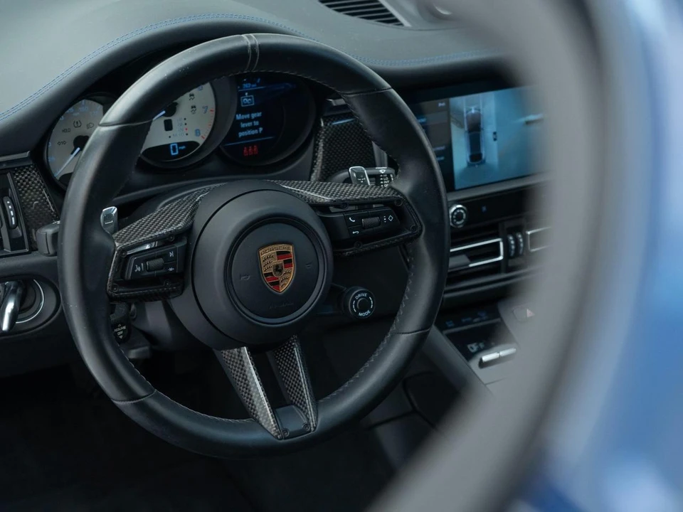 2023 Porsche Macan GTS - Image 22 of 31