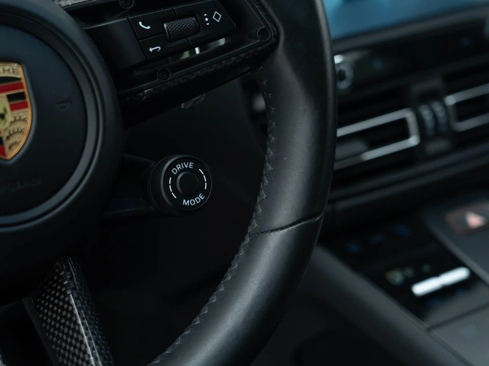 2023 Porsche Macan GTS - Image 30 of 31