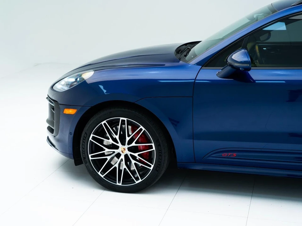 2023 Porsche Macan GTS - Image 12 of 31