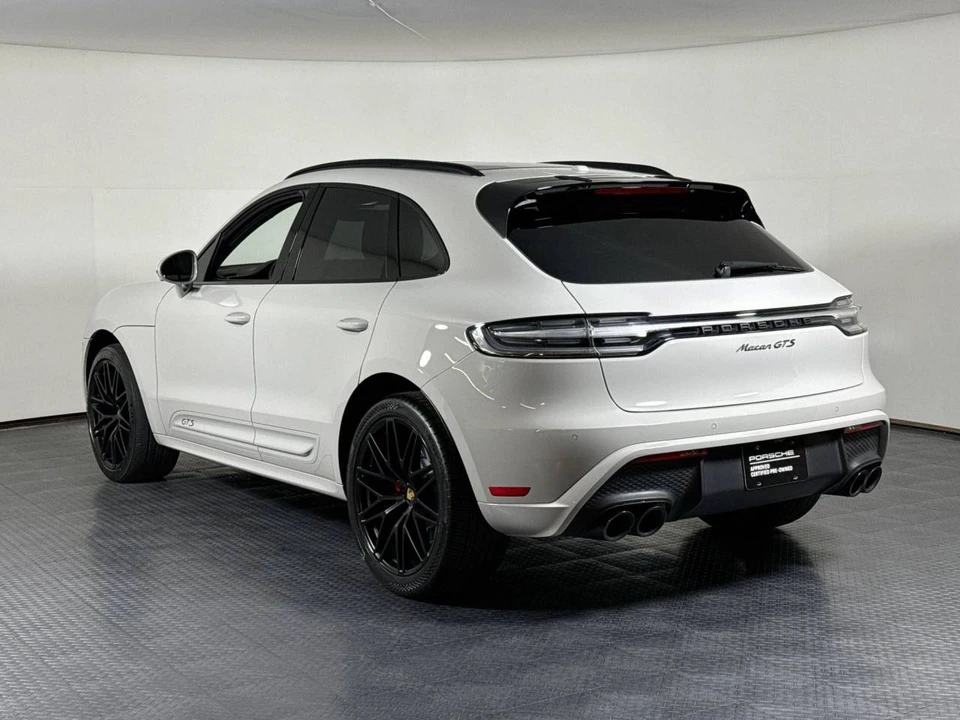 2023 Porsche Macan GTS - Image 3 of 5