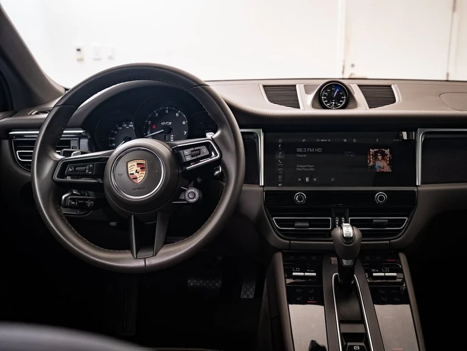 2023 Porsche Macan GTS - Image 6 of 21