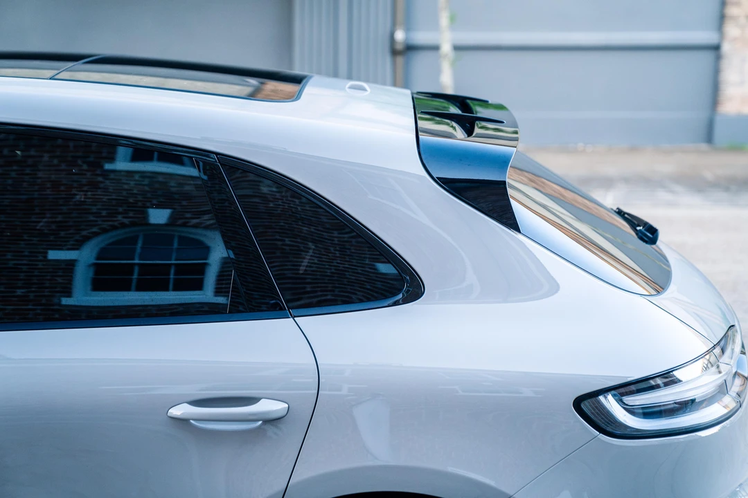 2023 Porsche Macan GTS - Image 22 of 31