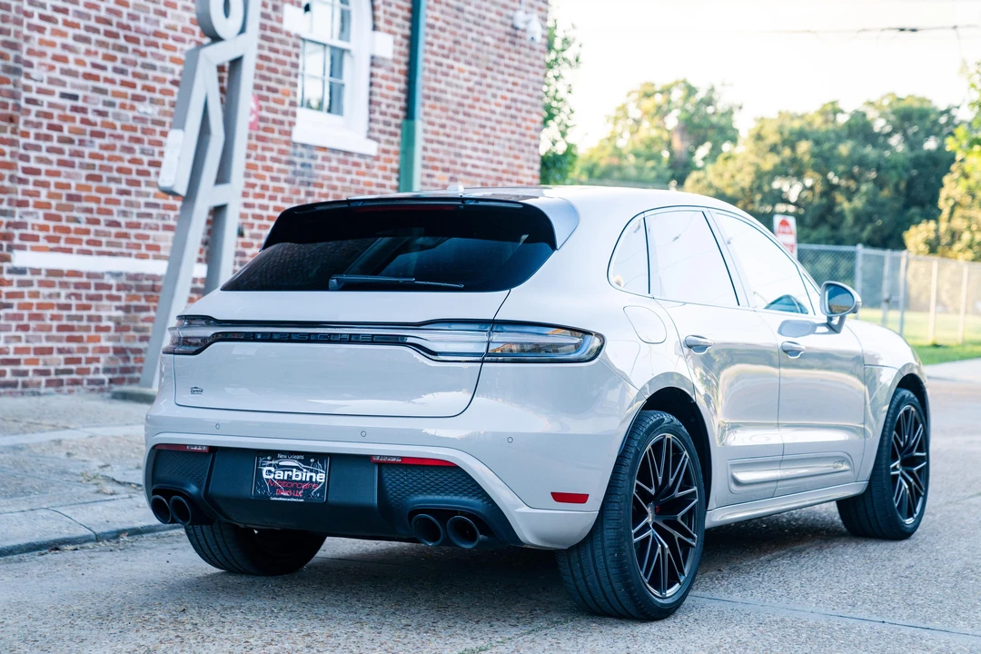 2023 Porsche Macan GTS - Image 11 of 31