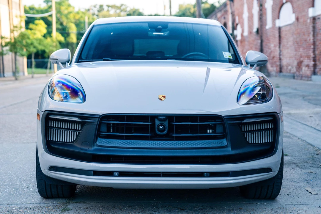 2023 Porsche Macan GTS - Image 2 of 31